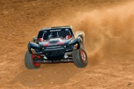 1/10 EP 4WD Slash Brushless TQi 2.4 RTR